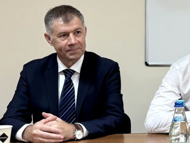 Aureliu Luchin a câștigat concursul pentru funcția de administrator al Fabricii de Sticlă din Chișinău