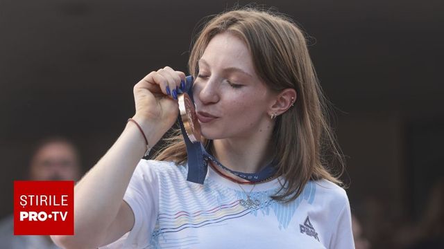 Lovitură pentru Ana Bărbosu! Gimnasta României, suspendată preventiv