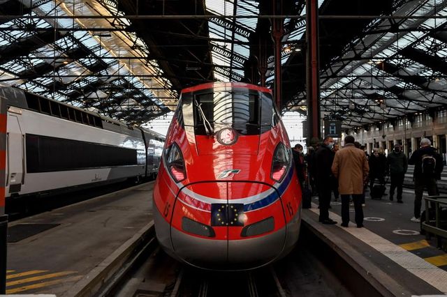 Caos treni, il Gruppo Fs chiede scusa ai viaggiatori