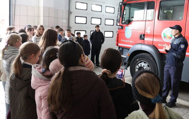 IGSU lansează campania „Tu știi ce face acum copilul tău acasă?” pentru prevenirea riscurilor la care sunt expuși copiii