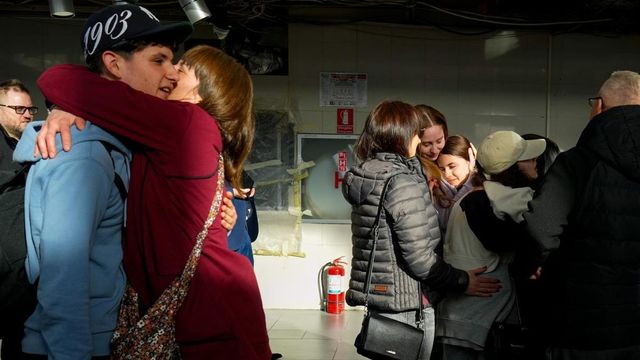 Premierul Bolojan, despre repatrierea românilor din Orientul Mijlociu: Facem tot ce este posibil să ajungă acasă