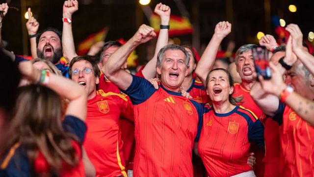 Radicales agreden a un grupo de militares que estaban viendo la final del Mundial en un bar de Berriozar