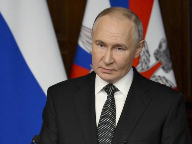 Putin sfida a 'duello' gli Usa su missile Oreshnik