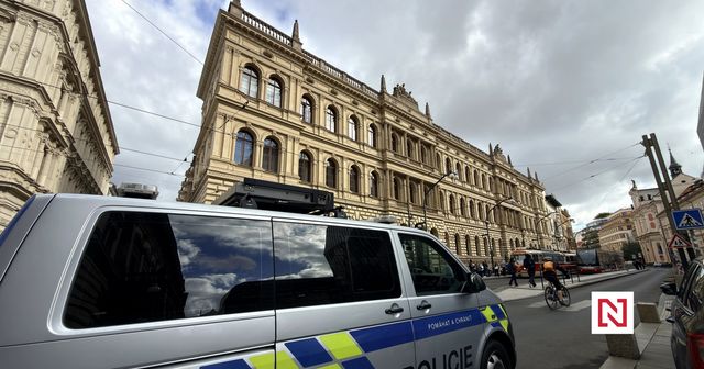 Policie zasahuje v sídle Akademie věd, sbírá důkazy