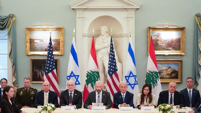 Israel y Líbano acuerdan un alto el fuego condicionado a Hezbolá