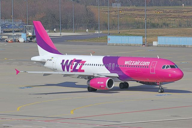 Wizz Air mai mută o rută de zboruri de pe Aeroportul Otopeni pe Băneasa, din 30 martie