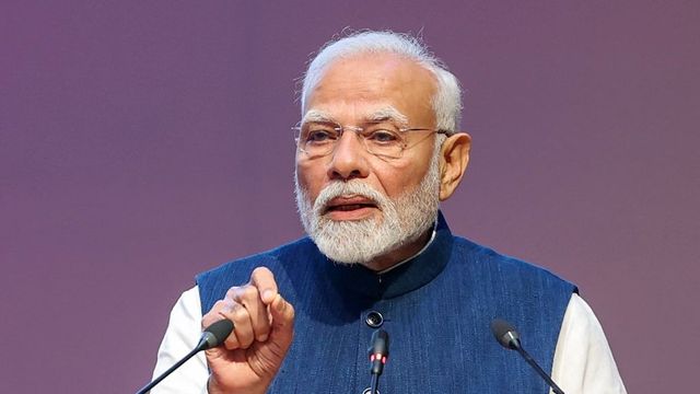 PM Modi Expresses Concern Over Threats Emanating From Digital Frauds