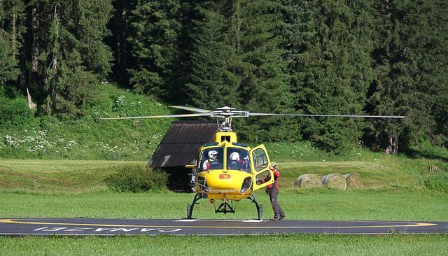 Cadono in un crepaccio, due alpinisti morti sul Gran Paradiso