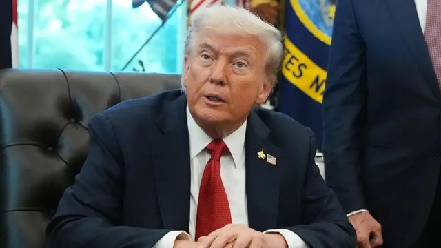 Trump threatens to increase Canada tariffs over wildfire smoke pollution