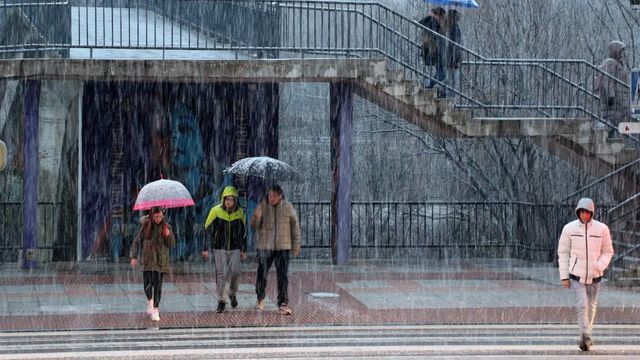 La dana pone hoy en aviso a cinco comunidades por fuertes lluvias y nevadas