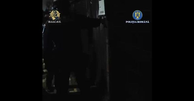 Două persoane suspectate de proxenetism, reținute de DIICOT, după ce o tânără s-a sinucis în Austria