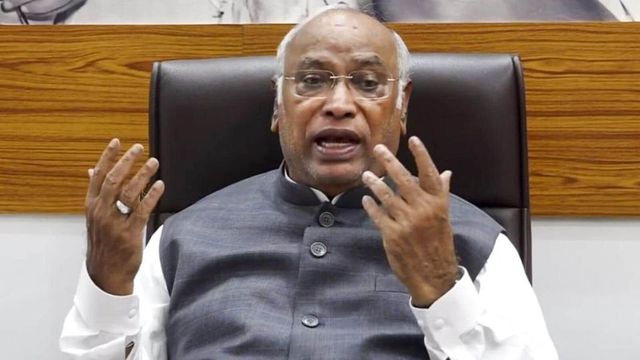 Mallikarjun Kharge writes to PM over objectionable remarks against Rahul Gandhi