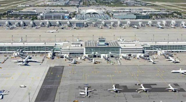 Germania, voli sospesi a Monaco dopo l'avvistamento di un drone