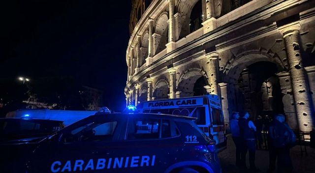 Operaio 22enne muore cadendo da un’impalcatura al Colosseo