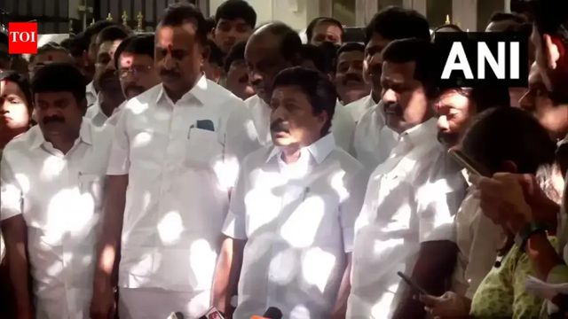 Crisis in AIADMK after Tamil Nadu polls, Shanmugam-led faction wants EPS to quit