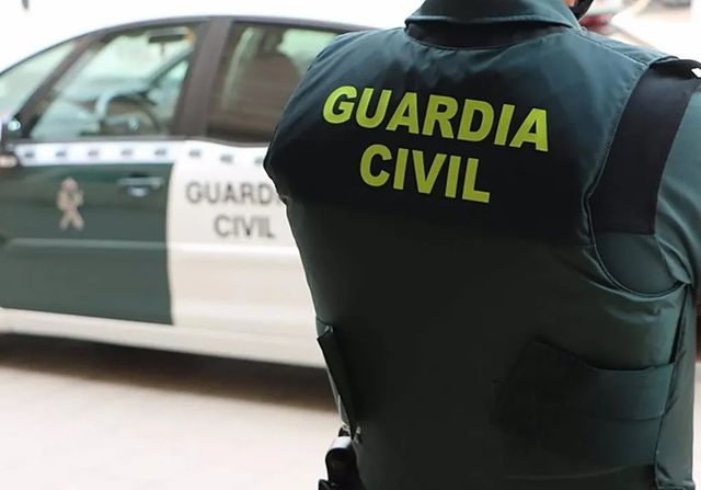 Investigan el asesinato de una mujer en Navarra tras la entrega de su marido a la Guardia Civil