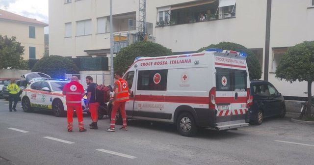 Uccide la moglie a Sestri Levante poi chiama i carabinieri per consegnarsi: arrestato un 74enne