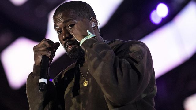 Kanye West accusato di molestie sessuali dalla ex segretaria durante un festino con Diddy