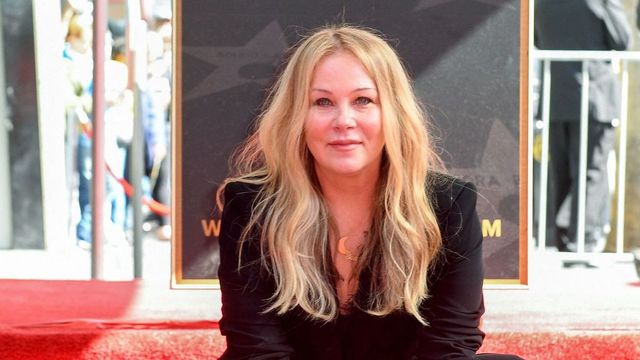 Christina Applegate könyörgött az orvosának, amikor megtudta, súlyos beteg