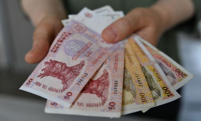 Votat în lectură finală: Copiii cu dizabilități vor primi anual un ajutor financiar de 3 000 de lei