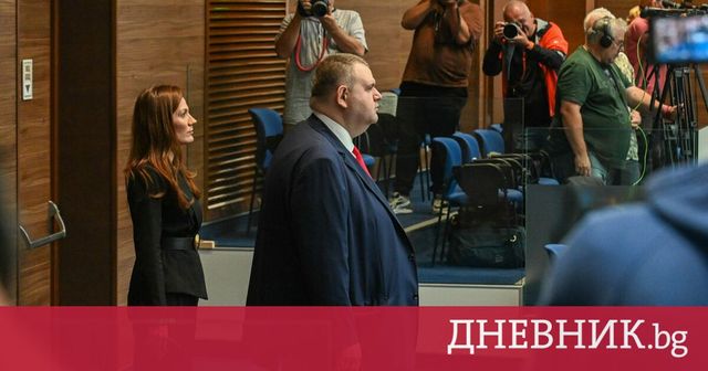 Пеевски иска да има максимална надценка на хранителни стоки