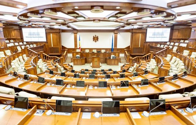 Audieri cu ușile închise la Parlament în cazul Ludmilei Vartic