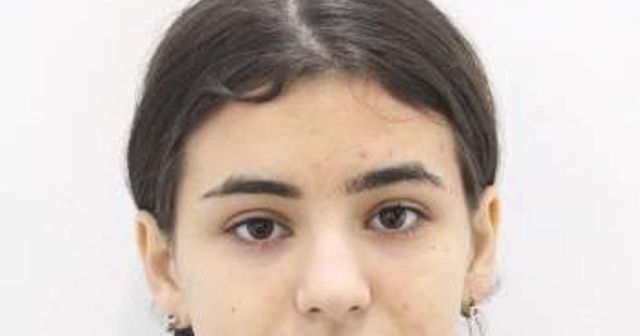 O adolescentă de 17 ani a anunțat prin SMS că este ținută cu forța într-o locuință din Caracal. Ce au descoperit polițiștii