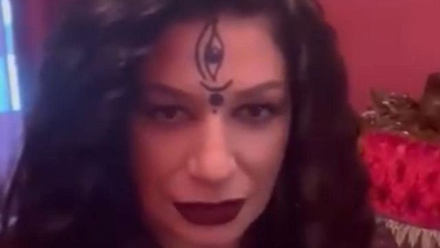 La strega di Putin condannata a due anni per «insulto ai sentimenti religiosi», chi è Alyona Polyn