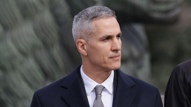 Премиер Гюров ще участва в среща на върха за ядрена енергия в Париж