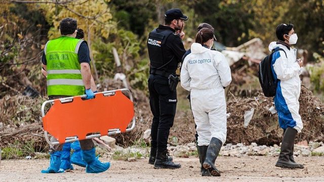 Hallan un cuerpo en un descampado de Sedaví dentro de los trabajos de búsqueda de desaparecidos por la dana