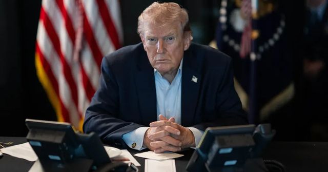 Otevřete ten zas*aný průliv, vy šílení bastardi, nebo budete žít v pekle, hrozí Trump Iránu