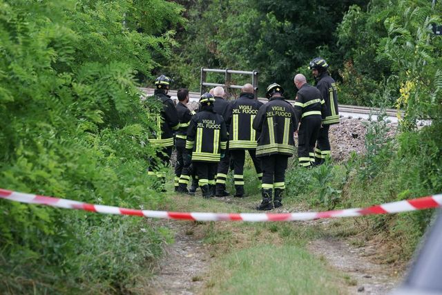 Choc a Padova, 12enne investita da un treno merci: è in fin di vita