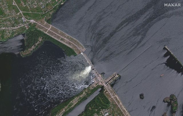 Alerta de poluare a Marii Negre, dupa distrugerea barajului din Ucraina
