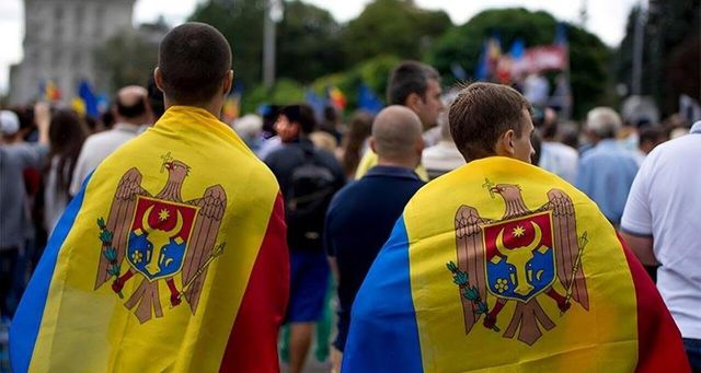 Facilități extinse pentru moldovenii din diasporă care revin în țară, votate în lectura a doua