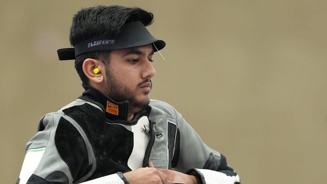 Aishwary Tomar wins 50m rifle 3P gold in Asian Shooting Championships