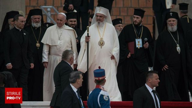 Patriarhul Daniel îi transmite Papei Francisc sănătate și putere să depășască problemele cu care se confruntă