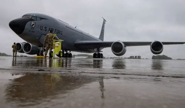 Un avion de realimentare al SUA s-a prăbușit în vestul Irakului