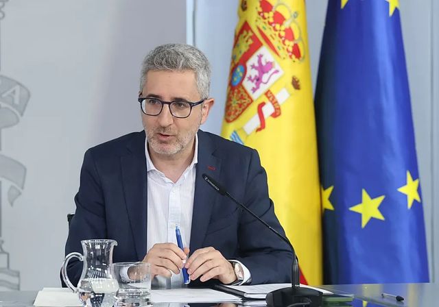 El Gobierno propone ceder el 55% del IRPF y el 56,6% del IVA a las comunidades autónomas