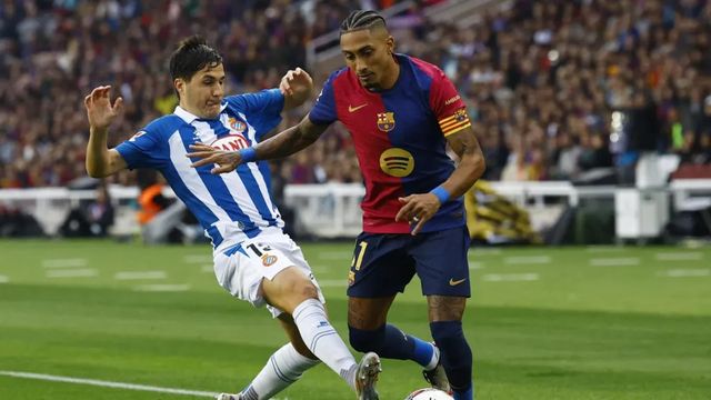 Dani Olmo firma el tercero del Barça con un golazo