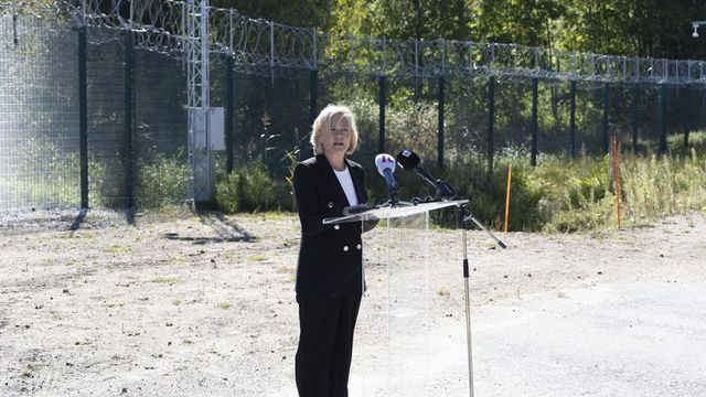 VIDEO Finlanda a inaugurat un gard de 200 de kilometri la frontiera cu Rusia
