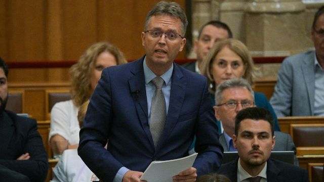 Elárulta az országgyűlés alelnöke, miért vonta meg a szót Hankó Balázstól