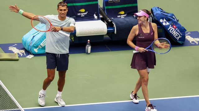 Us Open 2026, Cobolli e Bencic volano in semifinale: eliminati Alcaraz e Williams