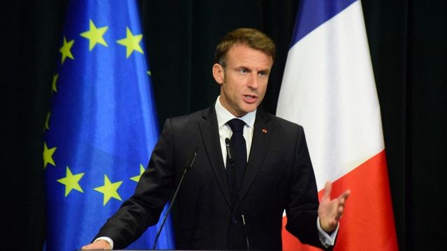 Europa este în continuare în alertă după atacurile din Belgia și Franța. Macron anunță o creștere a terorismului Islamist