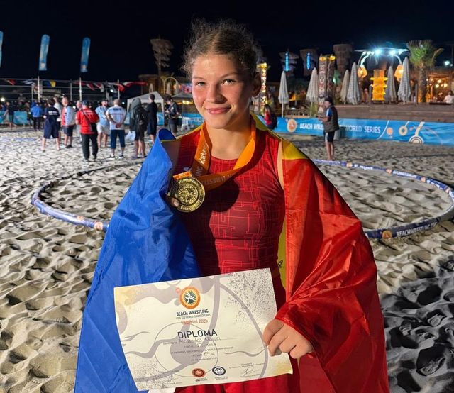 Alexandra Moisei a câștigat aurul la Campionatul mondial de lupte pe plajă