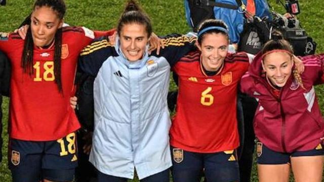 Las futbolistas de la selección vetan un largo listado de nombres en la RFEF menos al tesorero socialista de Rubiales