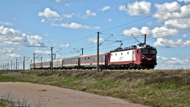 Întârziere de peste cinci ore pentru trenul Timișoara-Mangalia