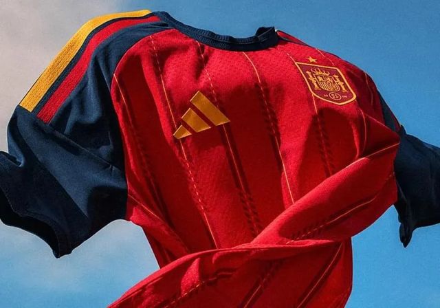 España presetna su nueva piel para el Mundial