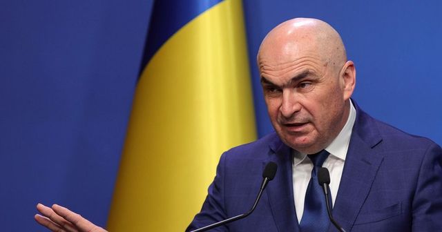 Aproape două treimi dintre români vor un Guvern cu puteri depline cât mai rapid, chiar dacă ar presupune compromisuri între partide SONDAJ