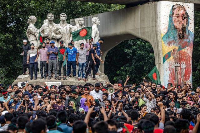 140 cr Indians worried about safety of Hindus, minorities in Bangladesh: PM Modi