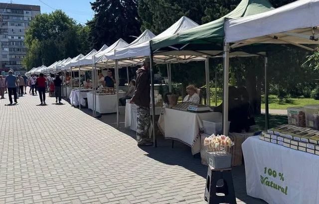 Iarmaroace cu produse autohtone, organizate în toate sectoarele capitalei